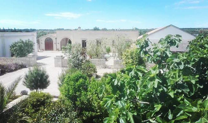 Masseria Sucea Мартано Екстериор снимка